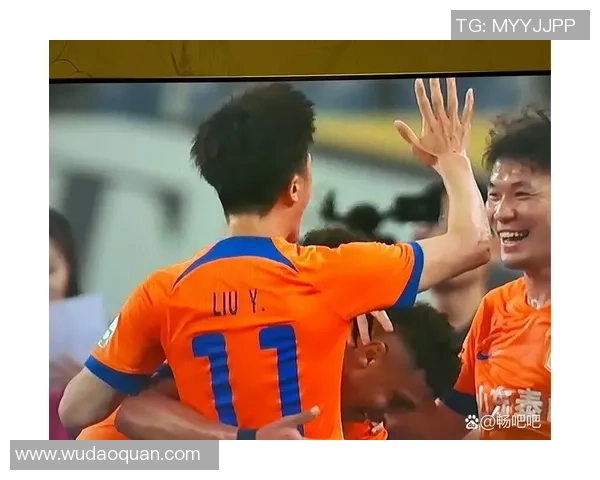 足球明星风采尽显激情四溢精彩瞬间剪辑合集 足球明星风采尽显激情四溢精彩瞬间剪辑合集